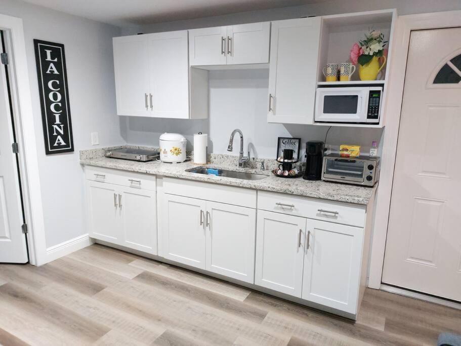 Torres Tiny Midtown Westtampa Rjs Apartment